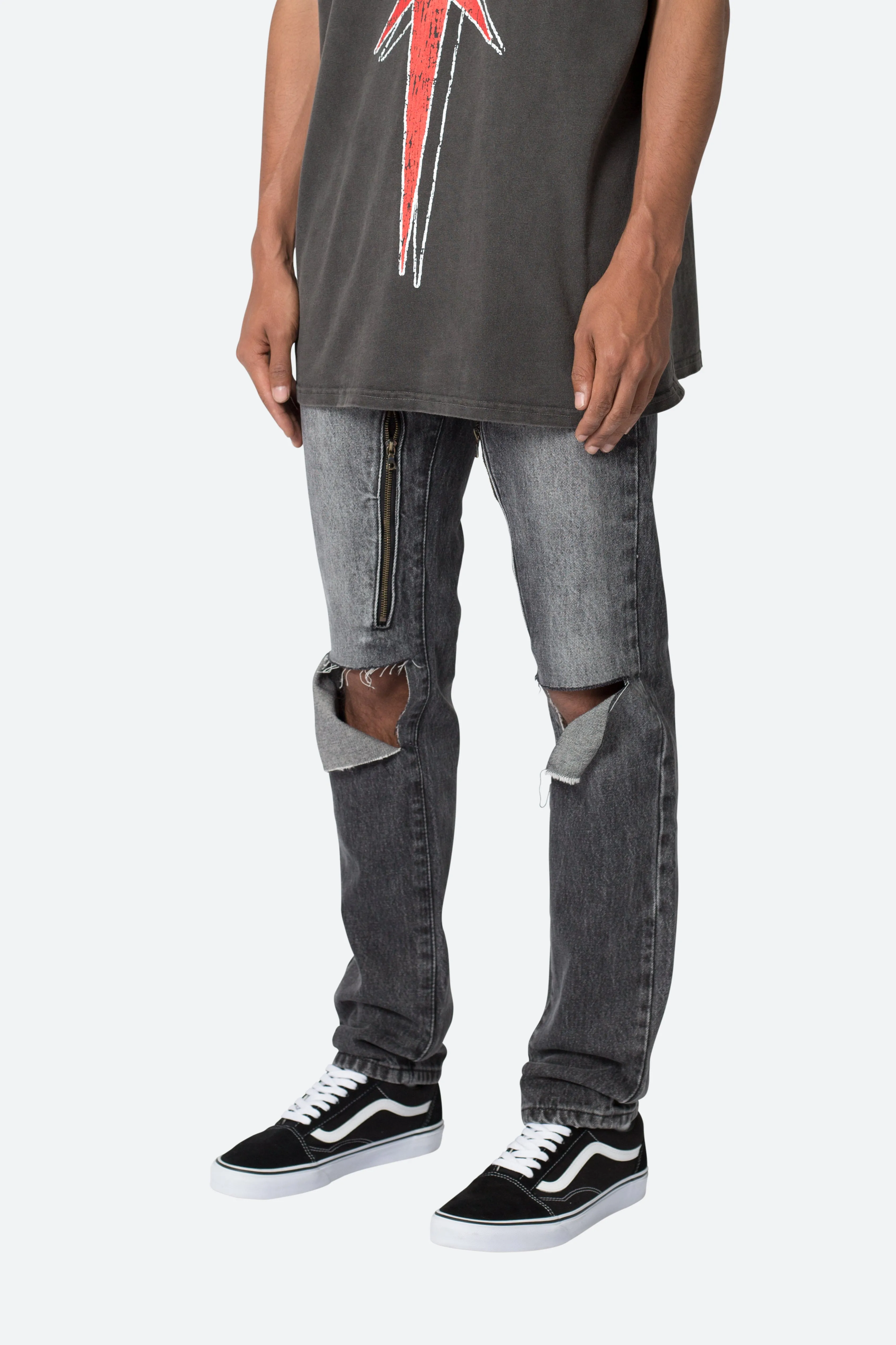 D530 Zipper Straight Denim - Washed Black