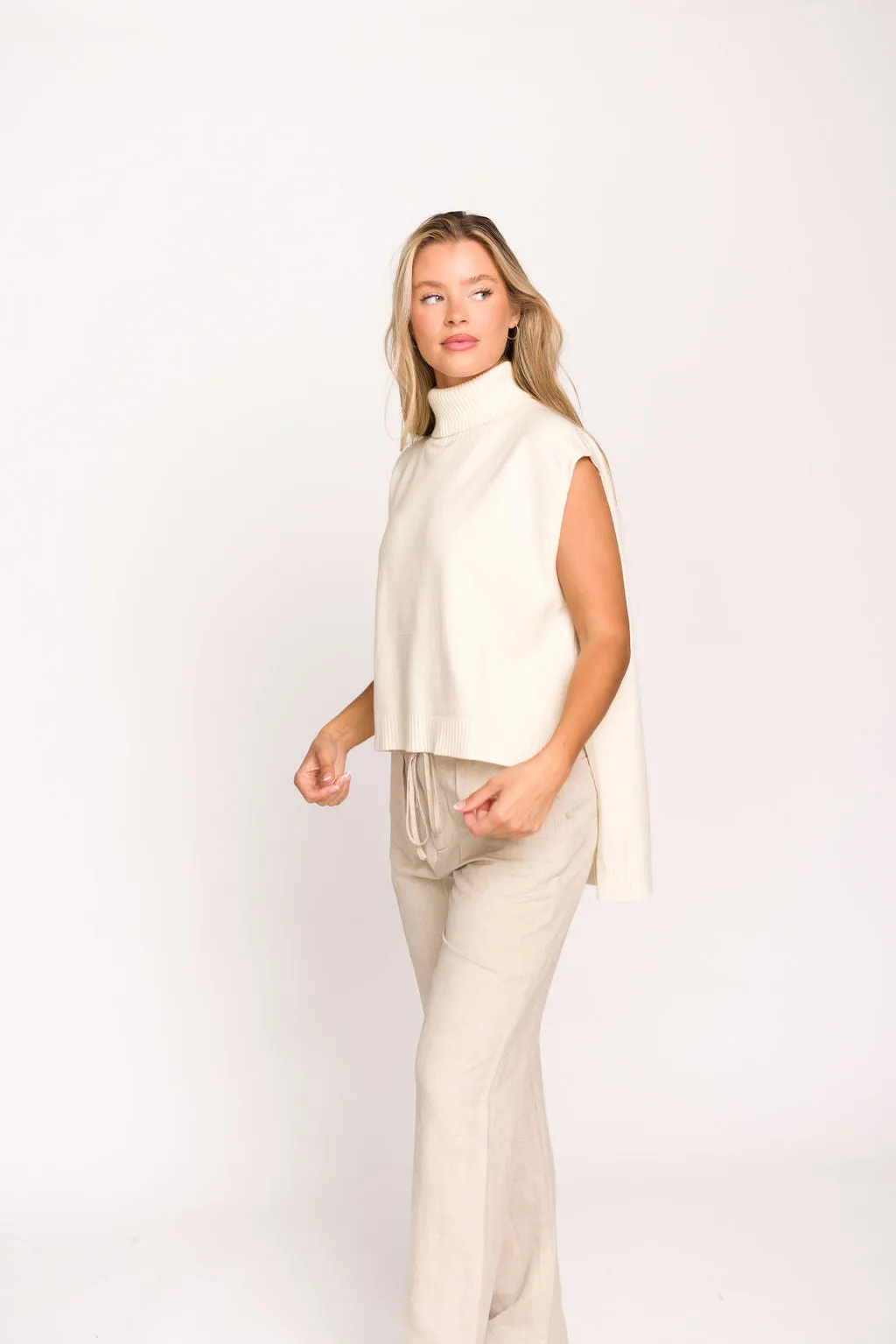 Kat High-Low Turtleneck Sweater in Coconut Milk