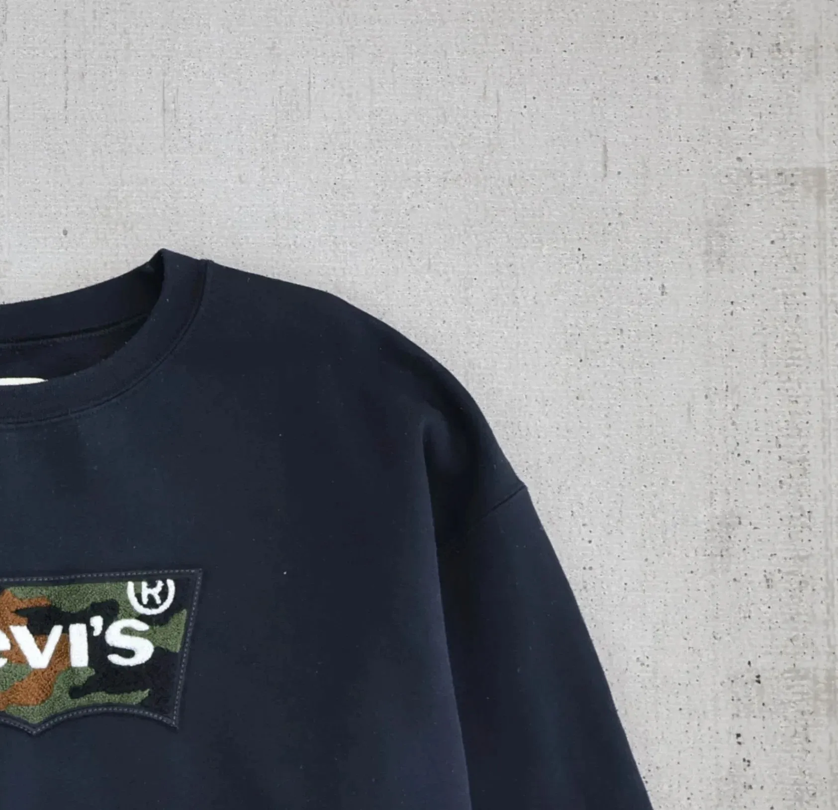 Levi's Sweatshirt (L)