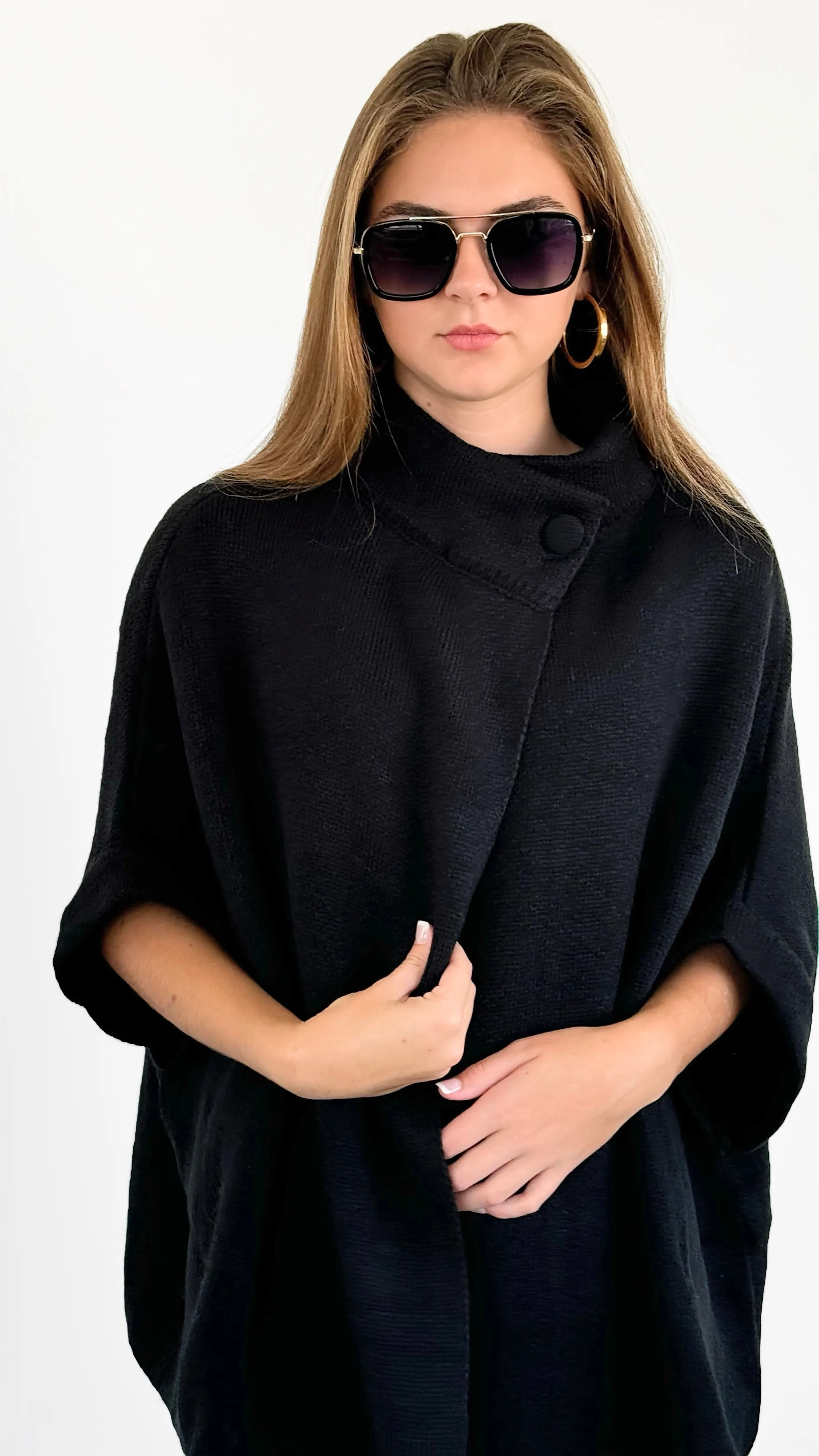 Noir Dream Buttoned Cardigan - Black