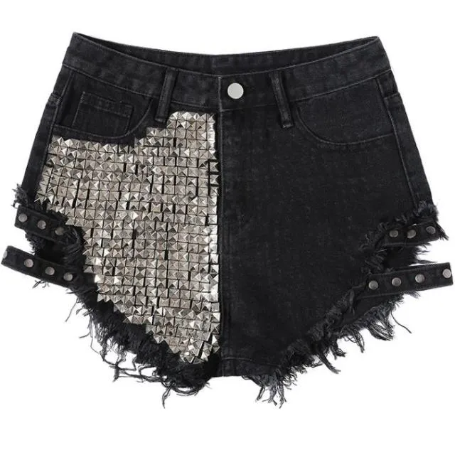 Rivet Denim Loose Shorts