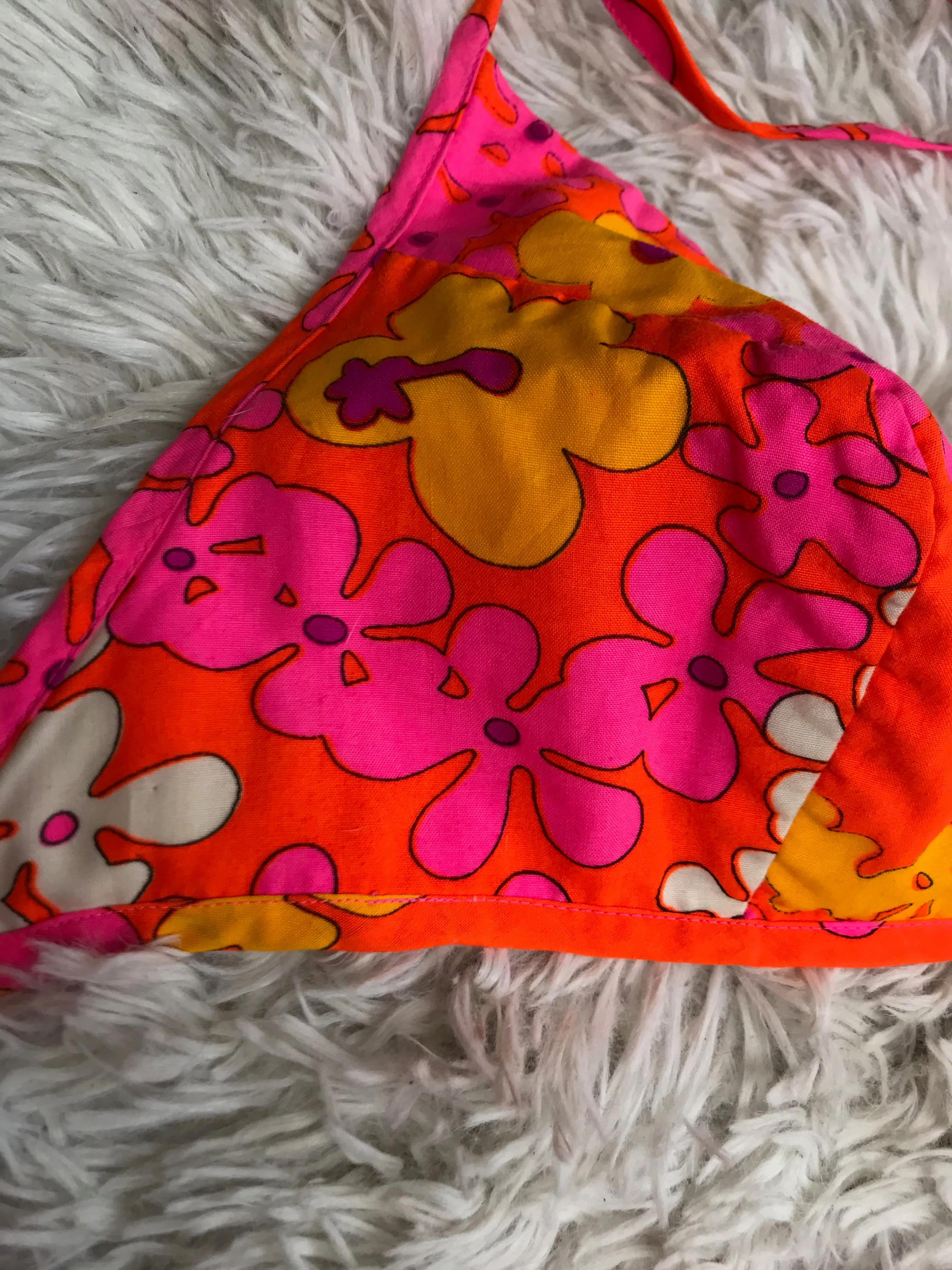 Vintage 60s | Psycheldelic Day Glo Mod Flower Power Bralette Bikini Top | C D